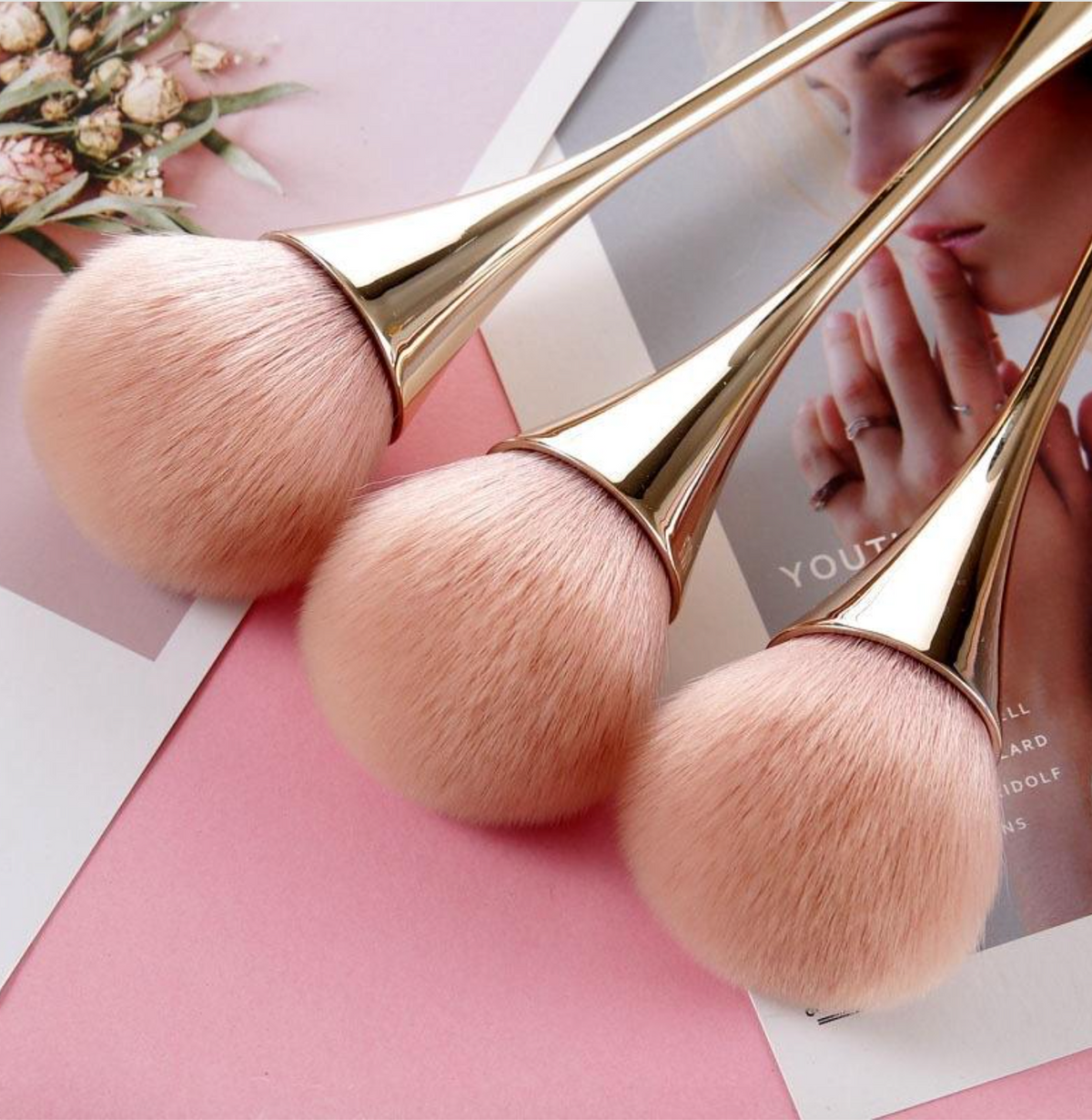 Soft Rainbow Blush & Face Brush