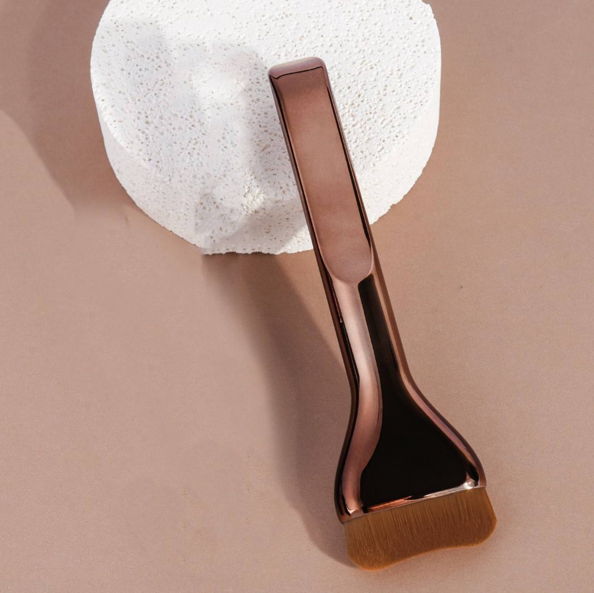U-Shaped Mini Makeup Brush
